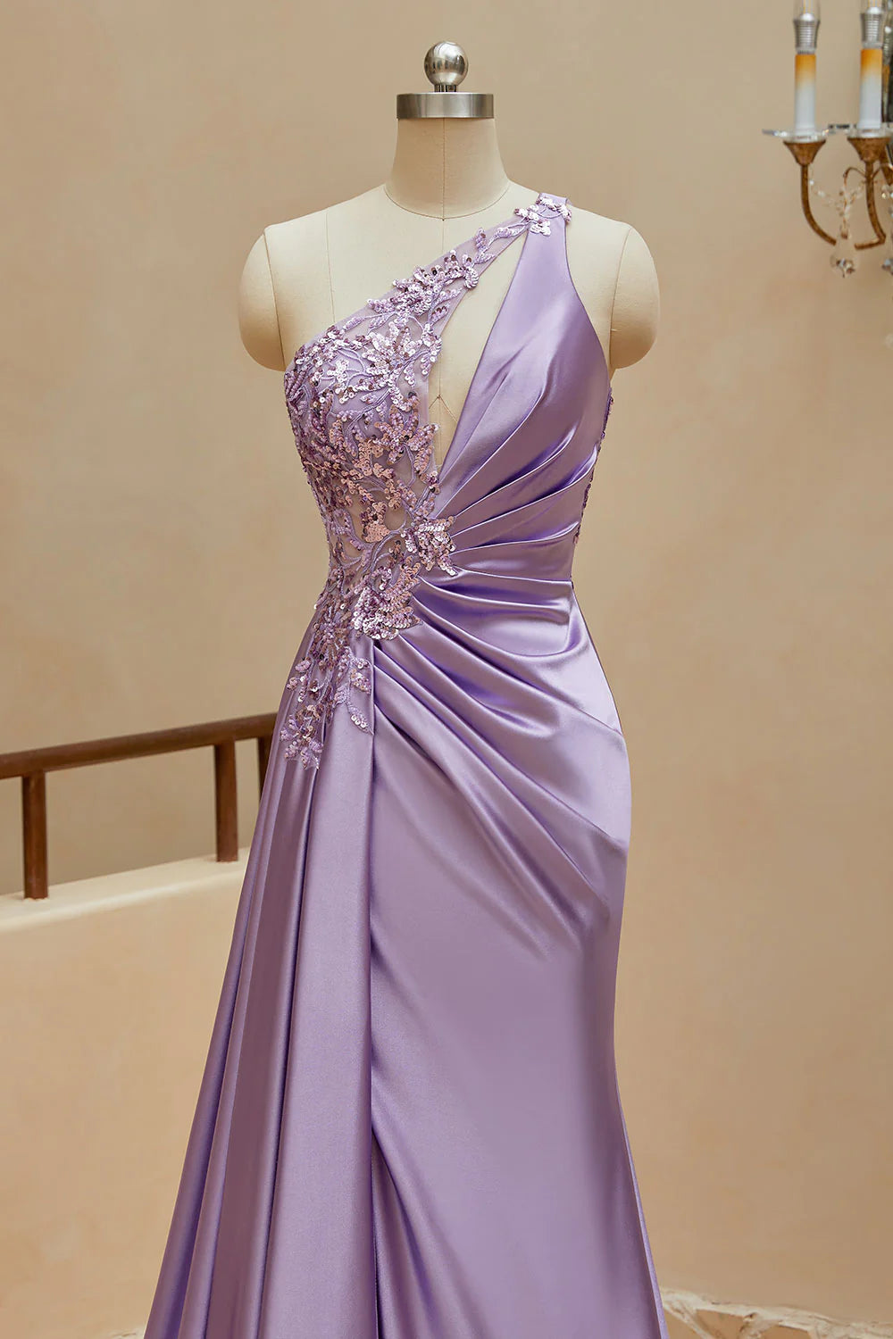 Meerjungfrau Satin One-Shoulder Perlen Ballkleider Sweep Train 