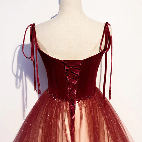 Rotes Sweetheart-Partykleid aus Samt und Tüllträgern, A-Linien-Ballkleid mit Farbverlauf