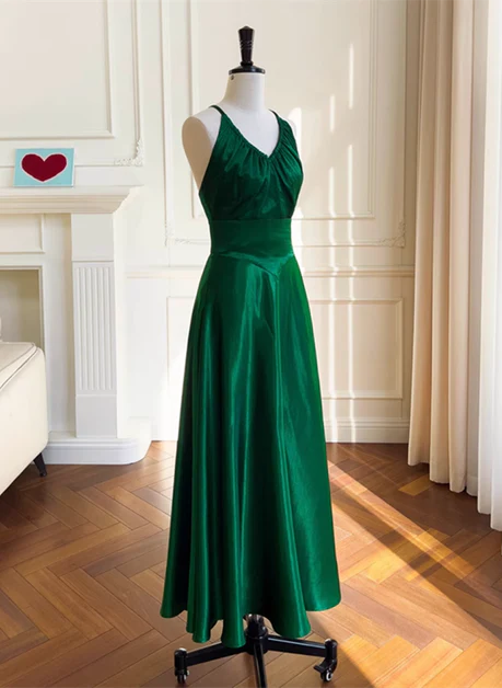 Grünes A-förmiges, weiches Satin-Crossover-Abendkleid, grünes, schulterfreies Ballkleid mit Trägern und freiem Rücken, Abschlussballkleid