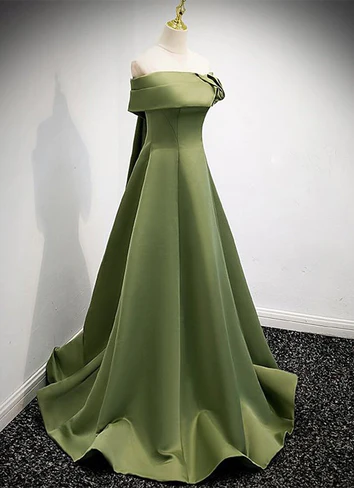 Edles und minimalistisches grünes schulterfreies langes Abendkleid, grünes A-förmiges rückenfreies und bodenlanges Satin-Ballkleid