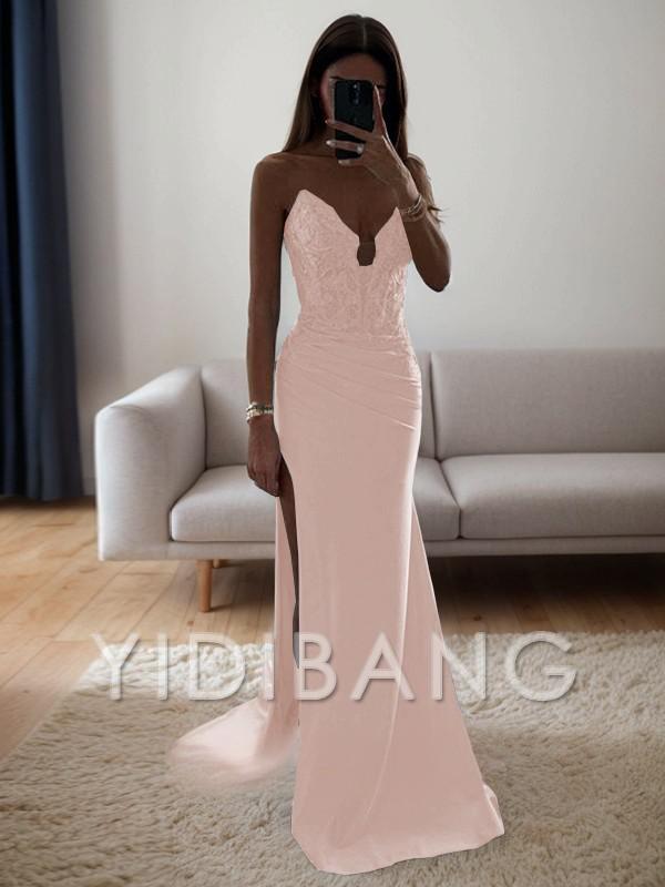 Robe moulante en crêpe élastique avec dentelle et décolleté en cœur de Yidibang