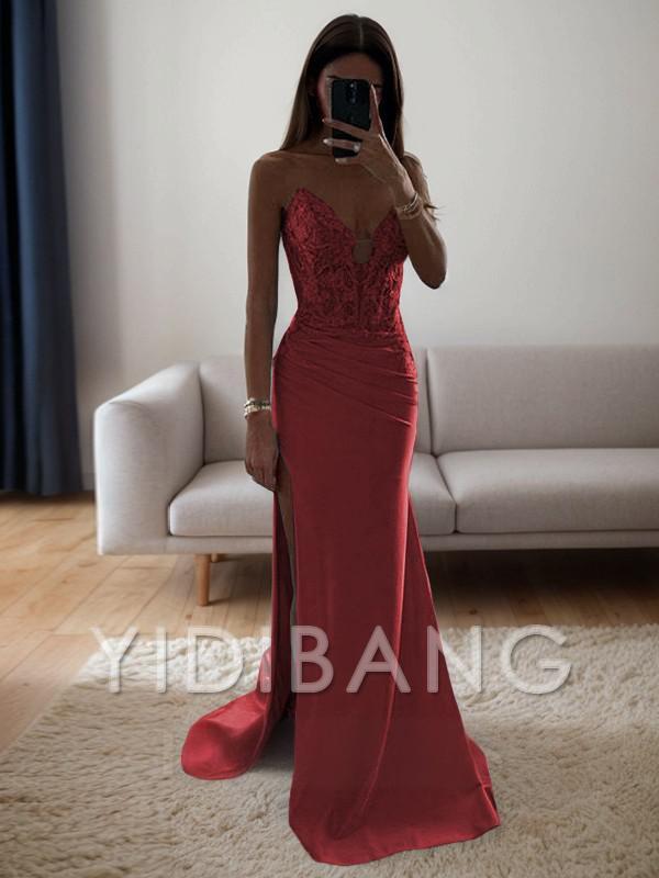 Robe moulante en crêpe élastique avec dentelle et décolleté en cœur de Yidibang