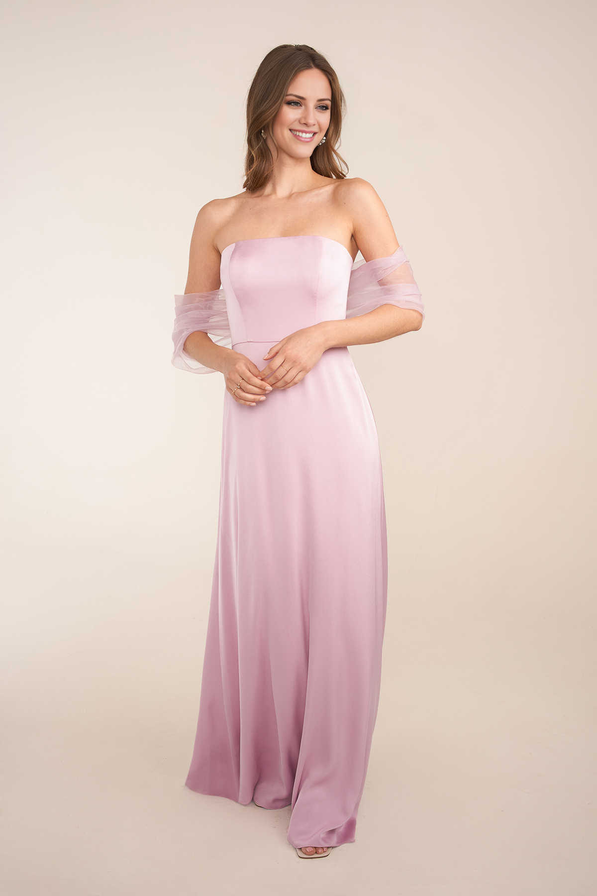 Robe de soirée Yidibang A-line à col à épaules dénudées, sans manches, dos nu et longueur au sol