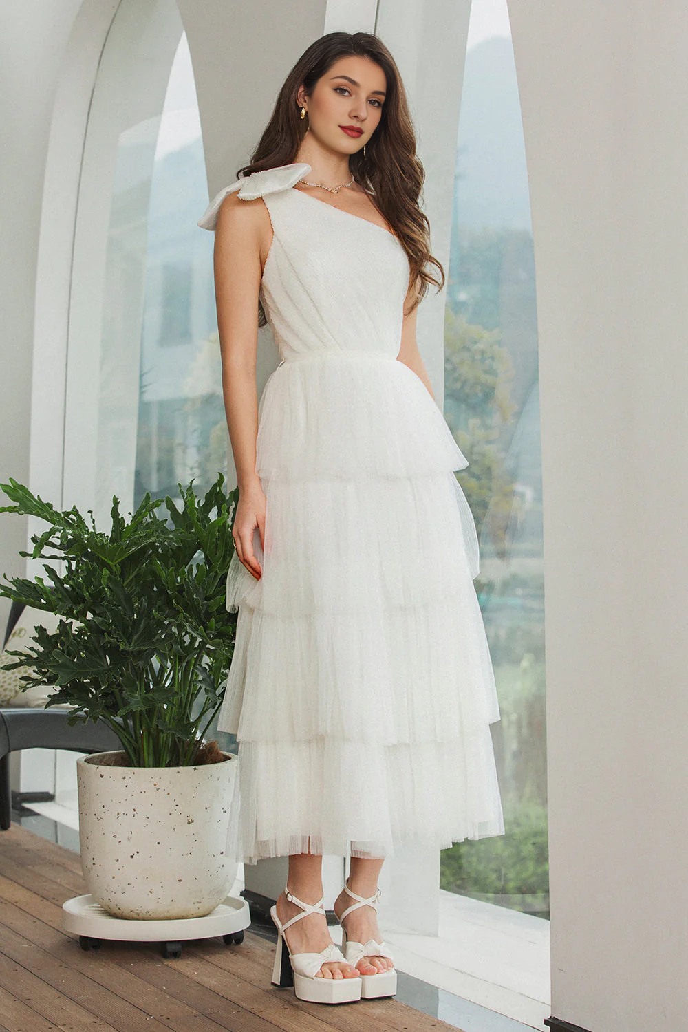 Elegant white A-line shoulder layered long wedding dress
