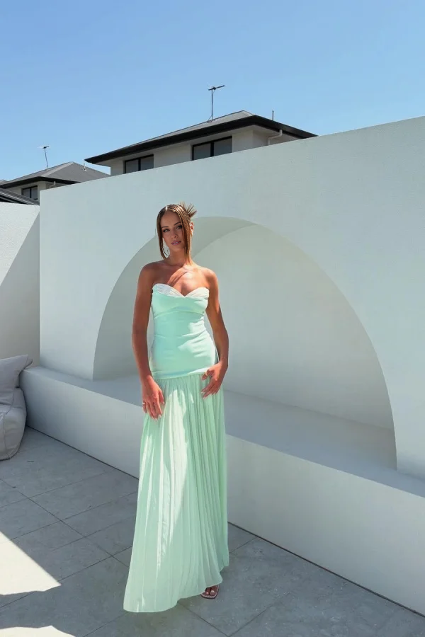 Robe de bal Yidibang à col en V et épaules dénudées, sans manches, dos nu et longueur au sol