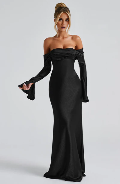Ballkleid mit schulterfreiem Kragen, ausgestellten Ärmeln und bodenlanger Länge