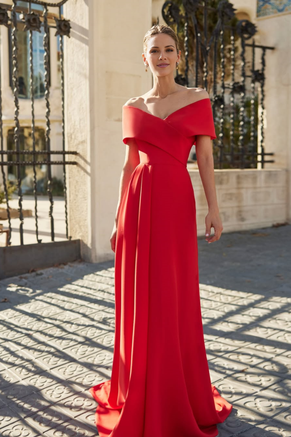 Robe de soirée Yidibang à épaules dénudées, sans manches, dos nu et longueur au sol