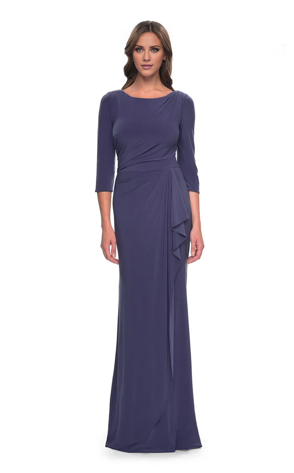 Bodenlanges Abendkleid mit U-Ausschnitt und langen Ärmeln im Korsettstil