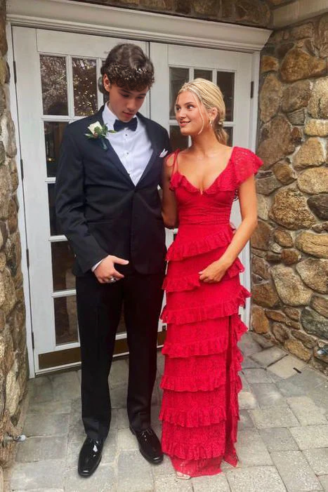 Langes Ballkleid aus roter Spitze, mehrlagiges Abendkleid, Abschlusskleid