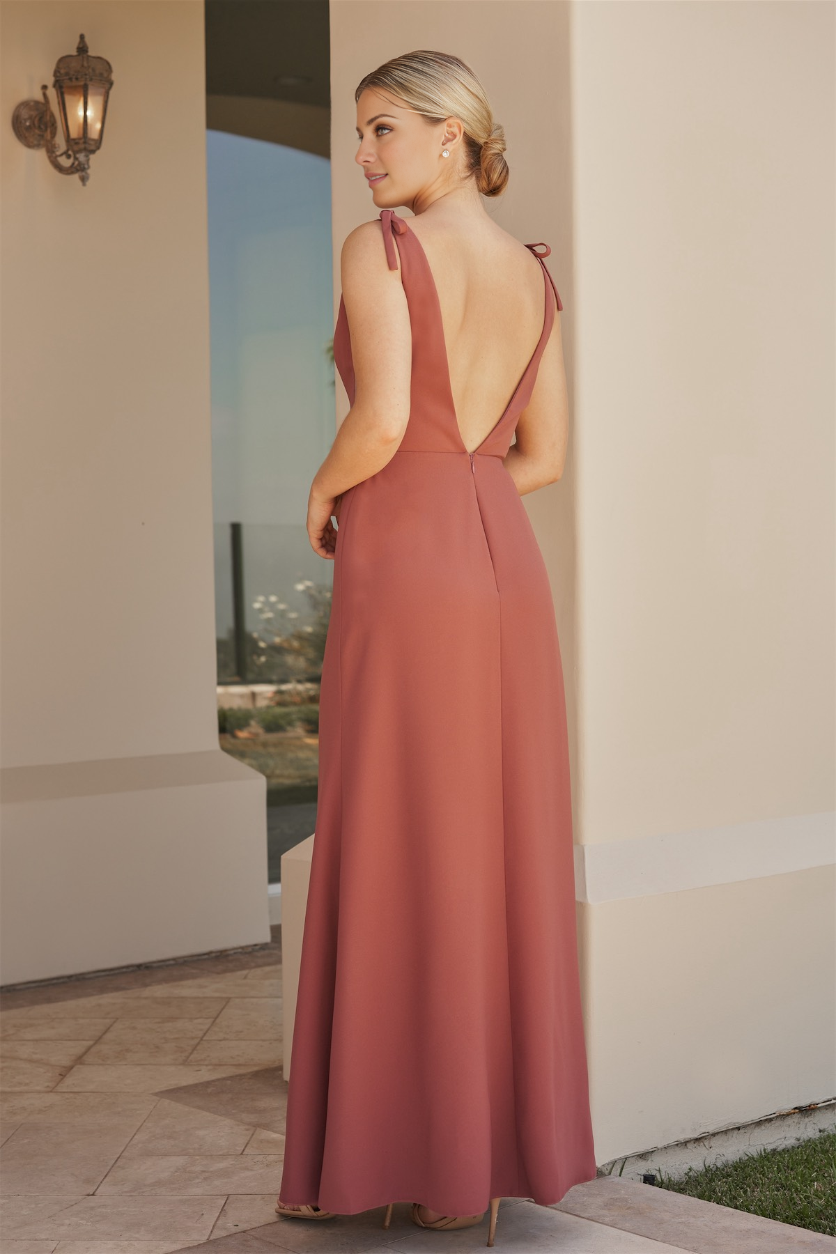 Robe de soirée Yidibang à col en V, épaules dénudées, sans manches, dos nu, fente latérale et longueur au sol