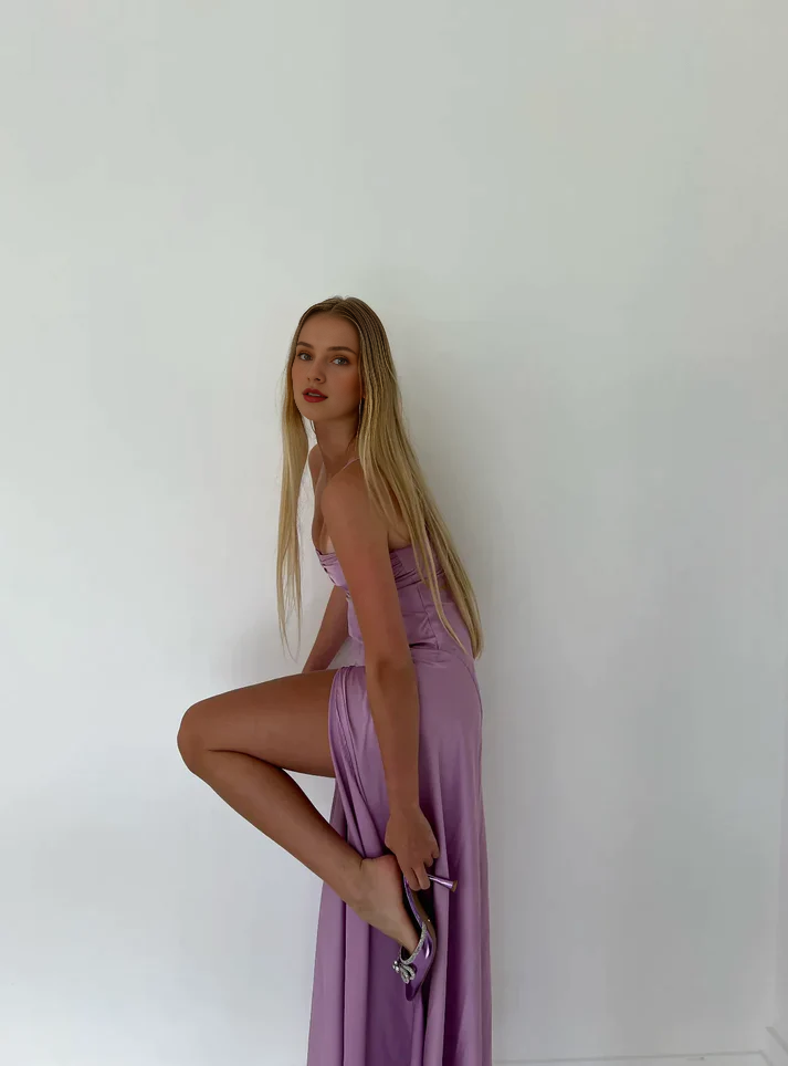 Lila Fischschwanz langes Partykleid mit Schlitzen Godons sogar Kleider
