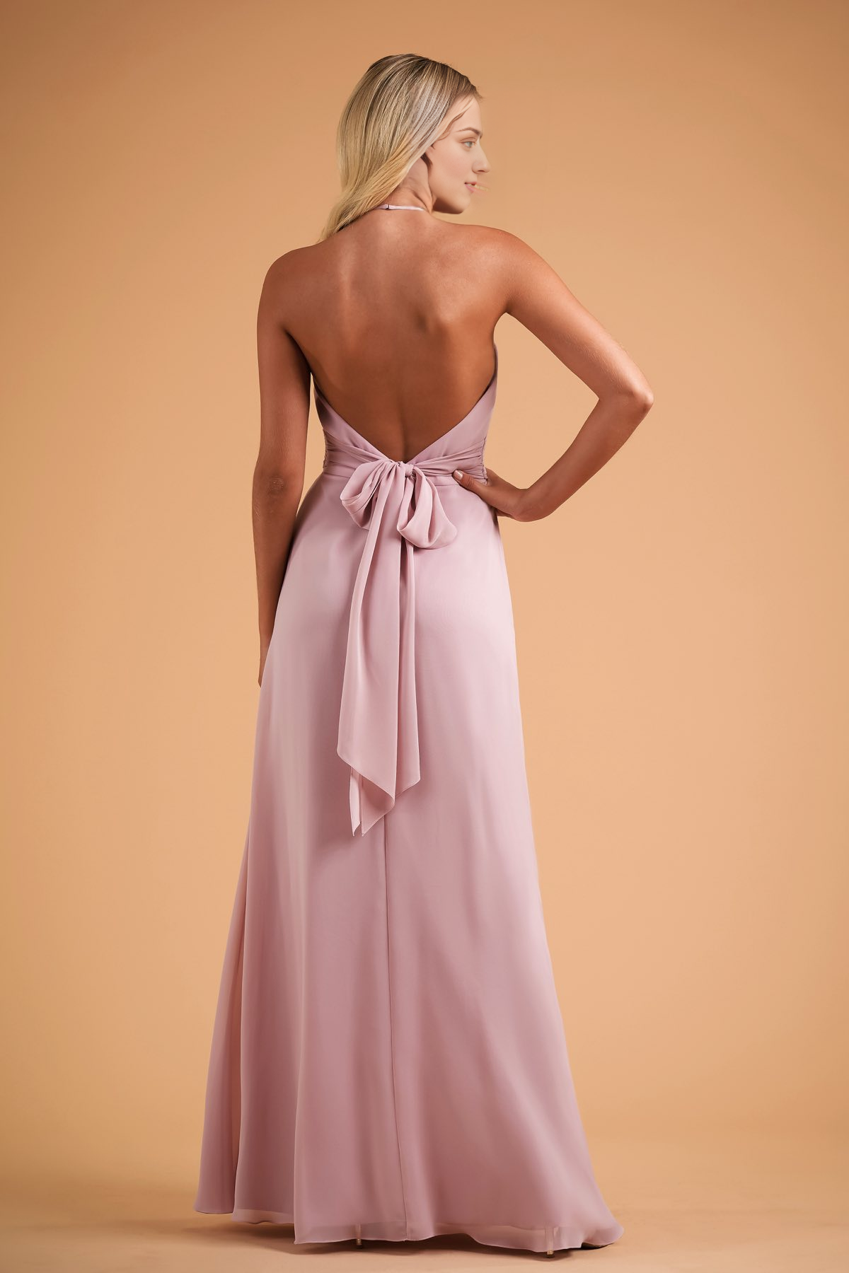 Robe de bal Yidibang à encolure ronde, épaules dénudées, sans manches, dos nu et longueur au sol