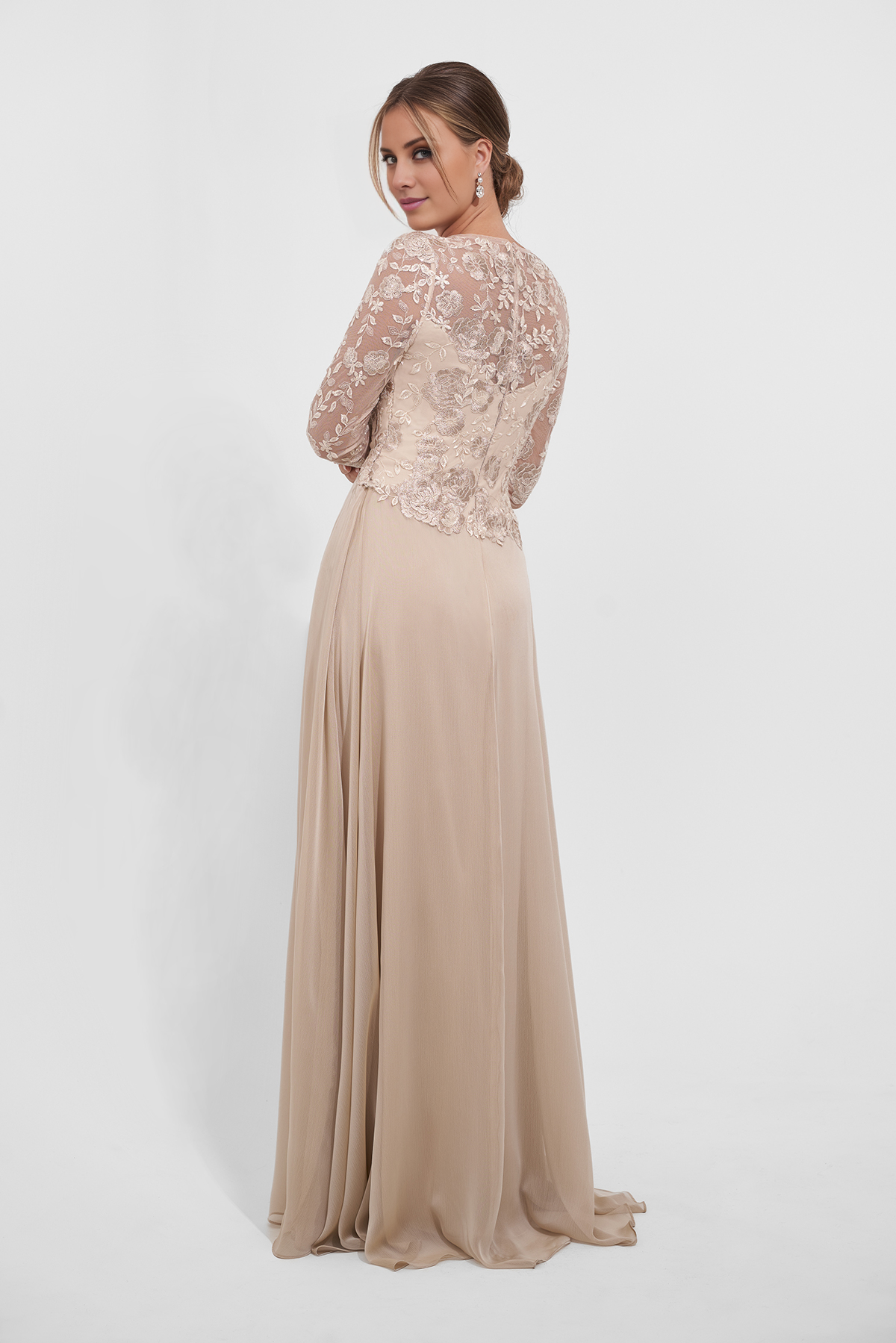 A-Linien-Kleid aus Spitzenchiffon mit V-Ausschnitt, langen Ärmeln und bodenlangem Kleid für die Brautmutter