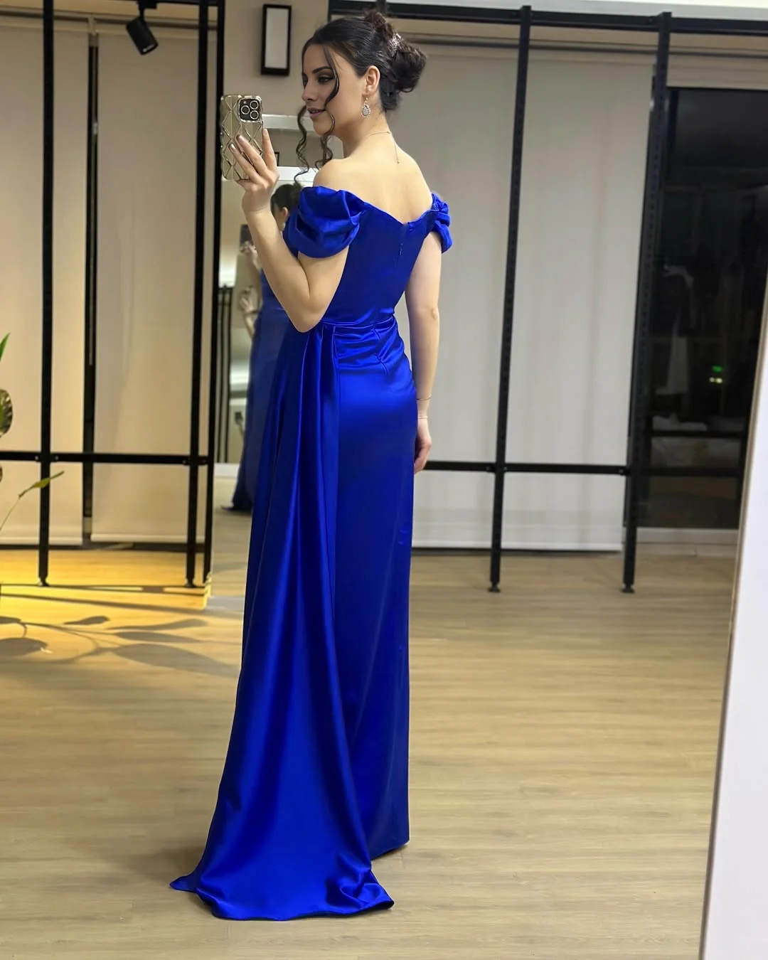 Robe de soirée longue plissée à col à épaules dénudées et dos nu sans manches Yidibang