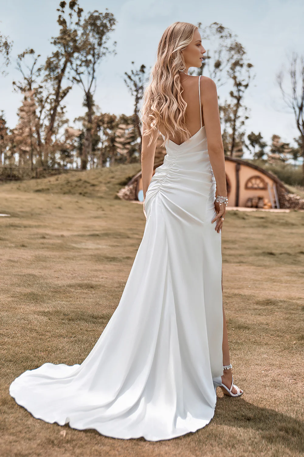 Lautsprecher/fischschwanz dünne schulter gurt V-ausschnitt kehr mopp boden hochzeit kleid