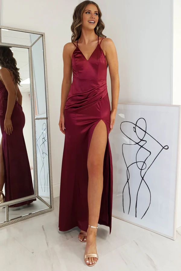 Robe de bal Yidibang à décolleté en V, épaules dénudées, sans manches, fines bretelles, dos ouvert, fente latérale et longueur au sol