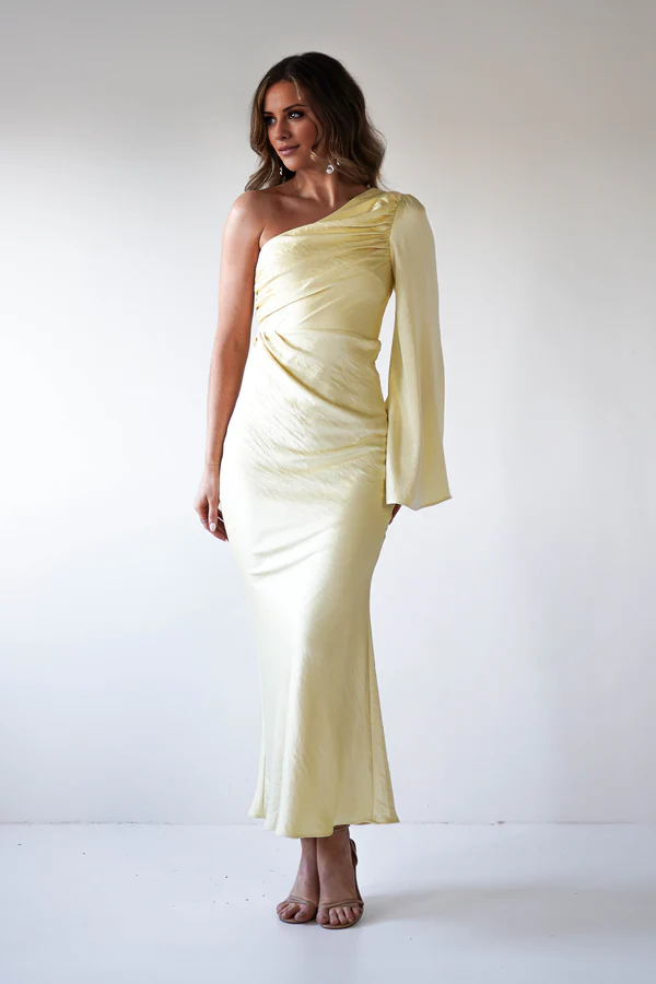 Yidibang asymmetrical collar off shoulder sleeveless backless and floor length evening dress