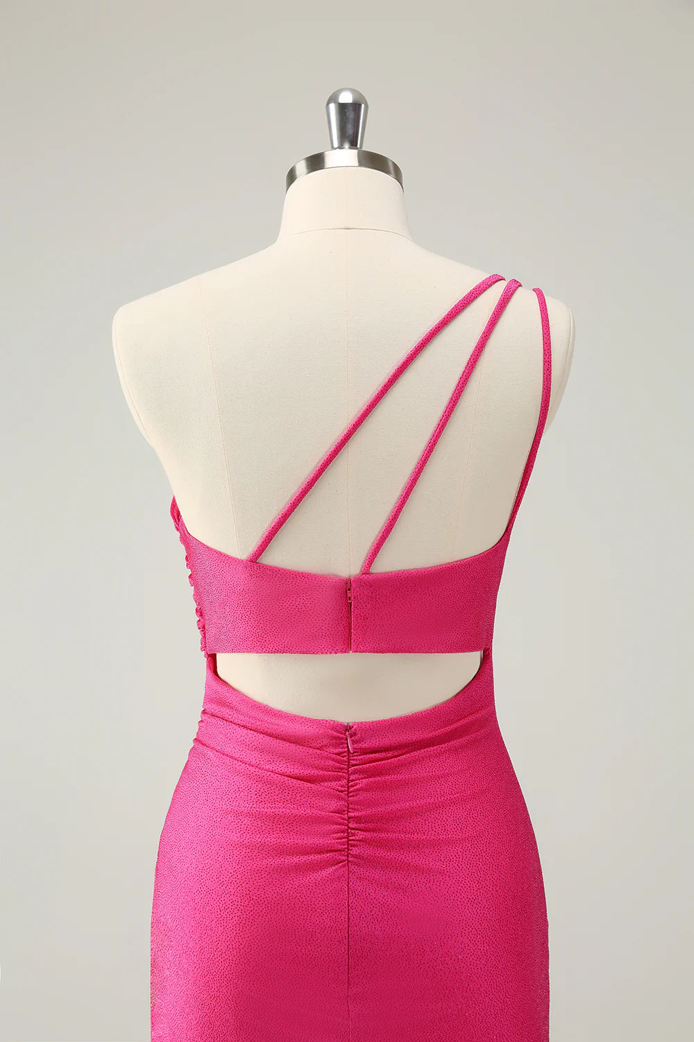 Einzigartiges rosa One-Shoulder-Plissee-Kurz-Enge-Kleid für den Schulanfang