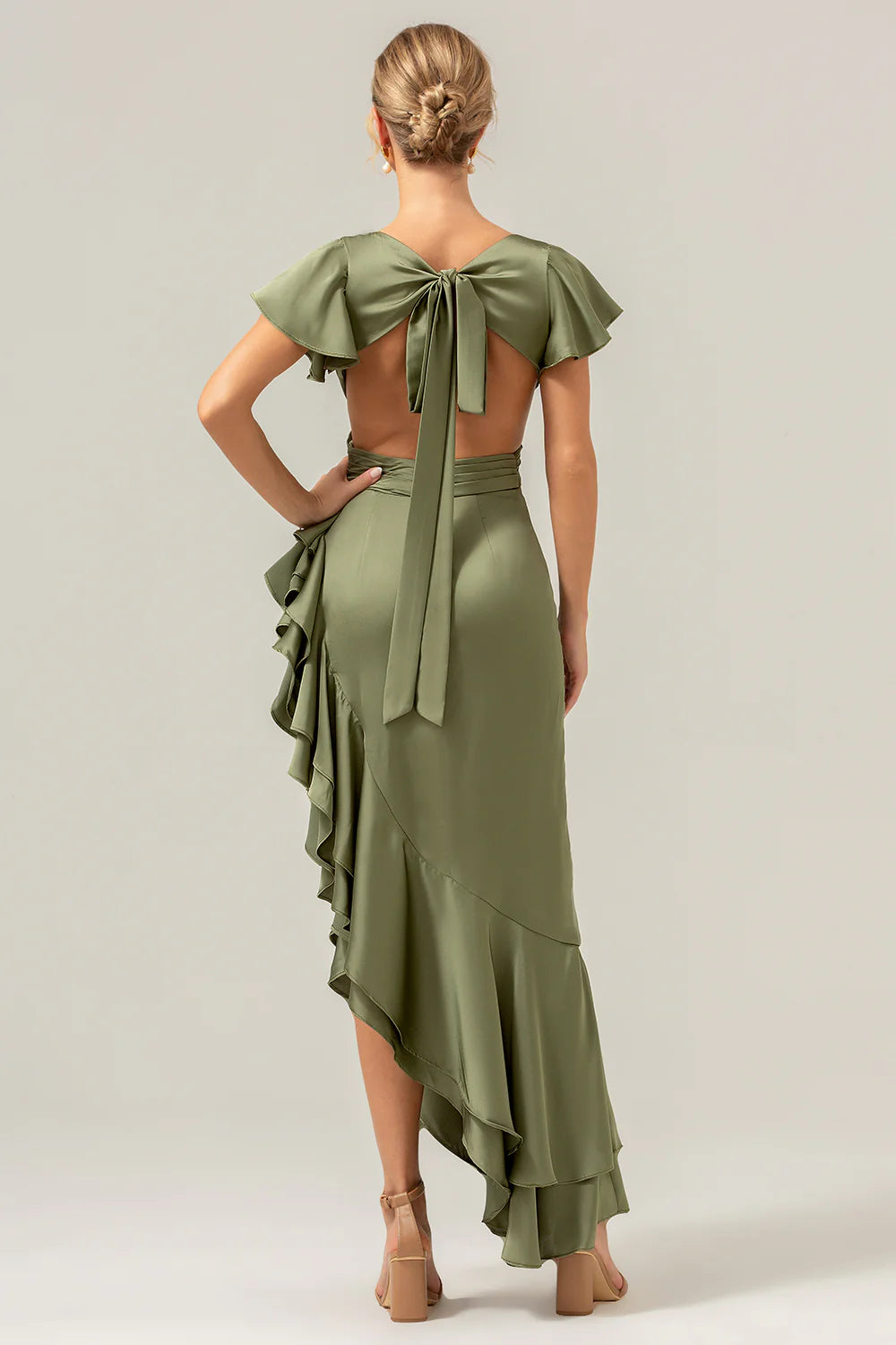Robe de demoiselle d'honneur asymétrique à volants et col en V, couleur olive