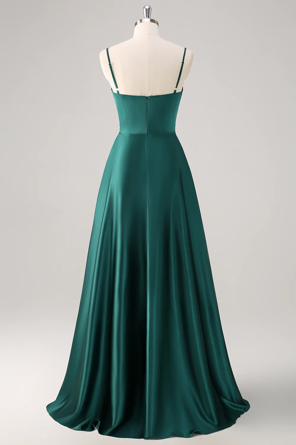 Robe de demoiselle d'honneur en satin plissé à fines bretelles vert foncé, coupe trapèze