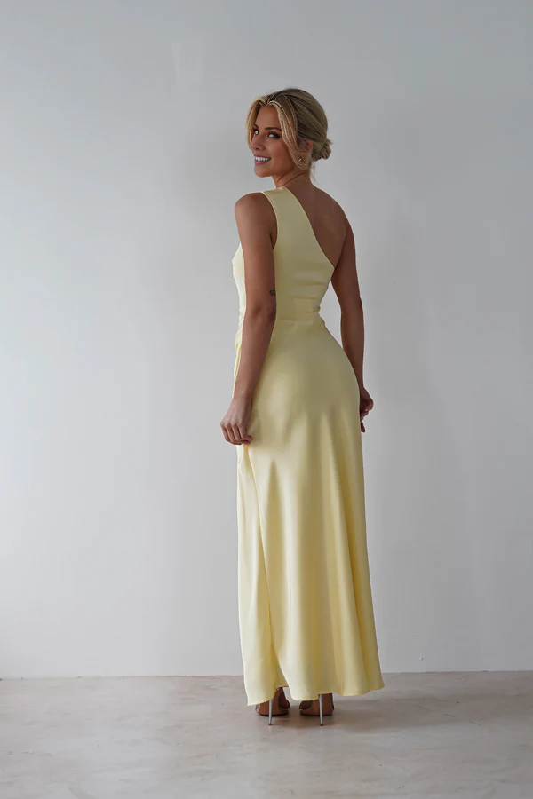 Yidibang asymmetrical collar off shoulder sleeveless backless side slit and floor length evening dress