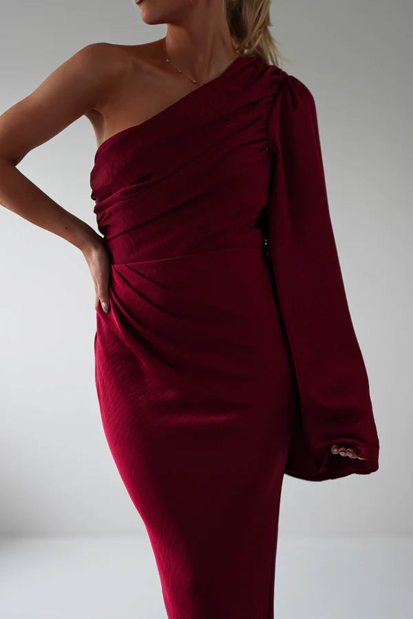 Yidibang asymmetrical collar long sleeved backless and floor length Prom dress