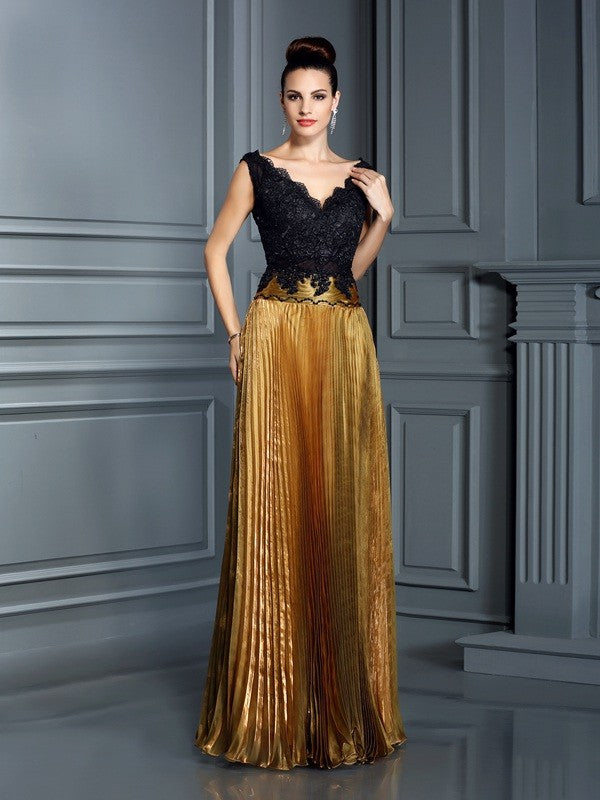 Robe fourreau/colonne en organza, col en V, perles, sans manches