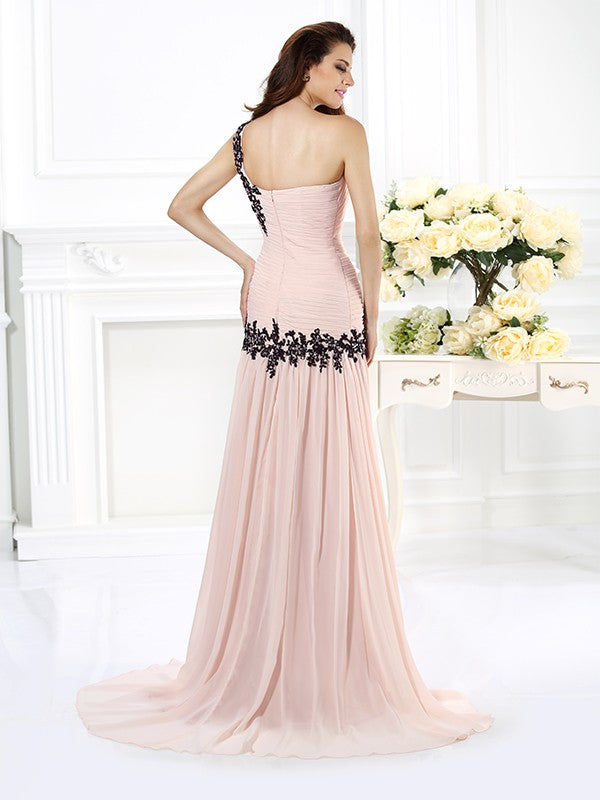 A-Line/Princess One-Shoulder Beading Applique Sleeveless Long Chiffon Dresses