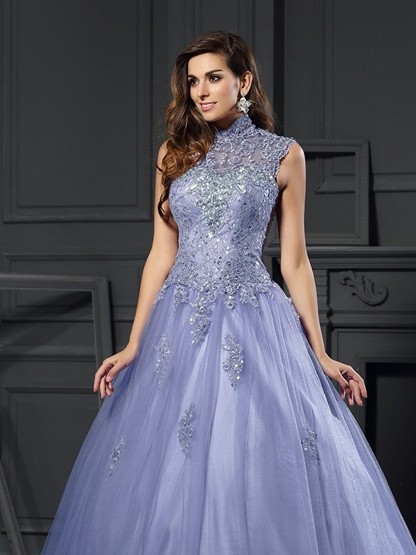 Robe de bal à col haut et perles, sans manches, longue robe de Quinceanera en filet