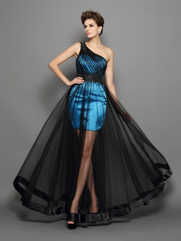 Robe longue en satin tissé, coupe trapèze/princesse, asymétrique, froncée, sans manches