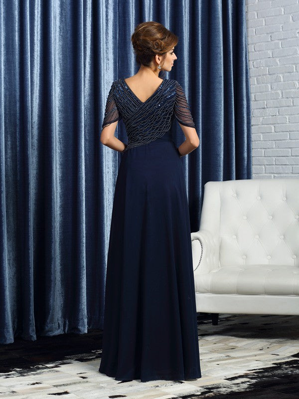Robe de mère de la mariée longue en mousseline, coupe A-Line/Princesse, col en V, manches courtes