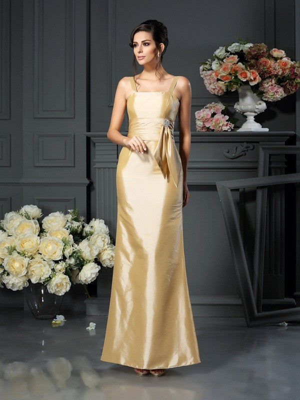 Robe de mère de la mariée longue en taffetas, sans manches, avec bretelles et nœud papillon