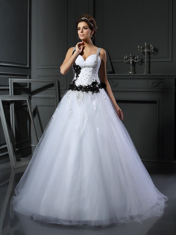 Robe de mariée longue en tulle, sans manches, avec bretelles et perles