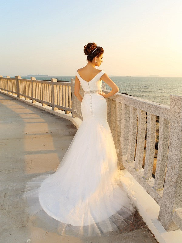 Robe de mariée longue en tulle, fourreau/colonne, col en V, plissée, sans manches