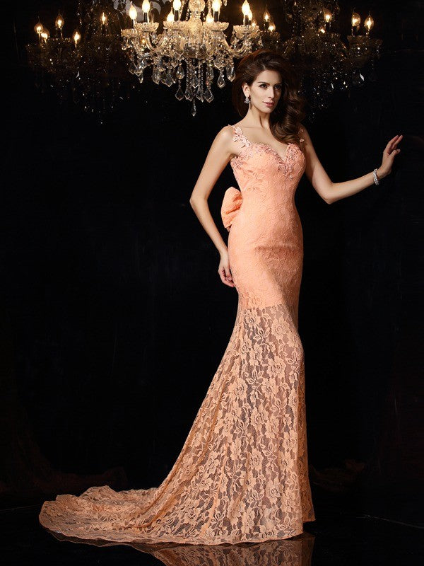 Robe longue en satin sans manches à bretelles fourreau/colonne en dentelle