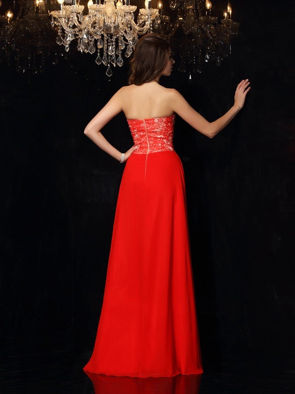 A-Line/Princess Sweetheart Lace Sleeveless Short Chiffon Dresses