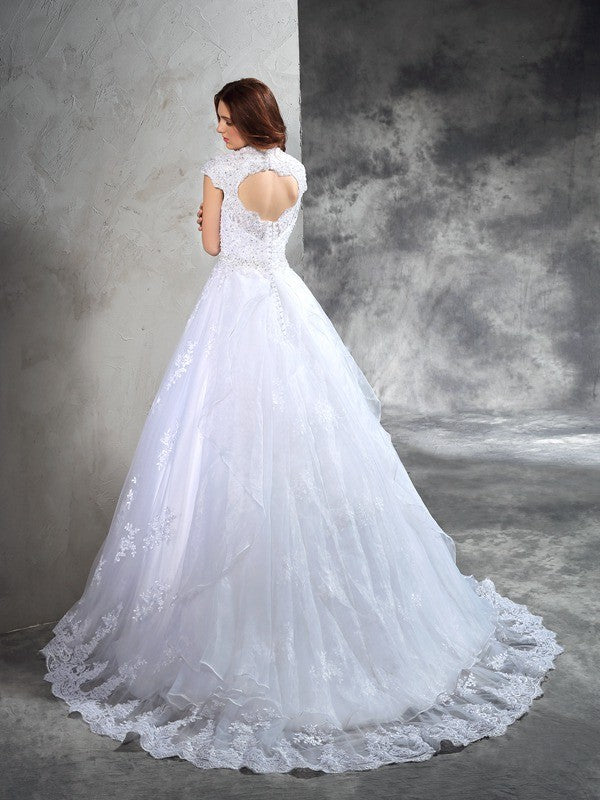 Robe de mariée longue en organza, décolleté en cœur, sans manches, en dentelle
