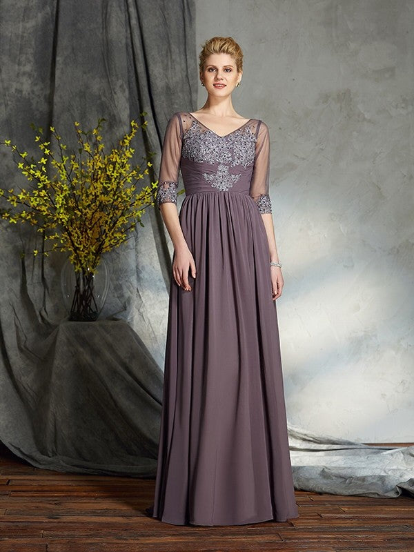 Robe de mère de la mariée longue en mousseline, coupe A-line/princesse, col en V, manches 1/2