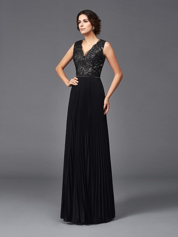 Robe de mère de la mariée en mousseline de soie, coupe A-line/princesse, col en V, sans manches, en dentelle