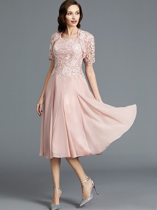 Robe de mère de la mariée en mousseline, coupe trapèze/princesse, sans manches, longueur thé
