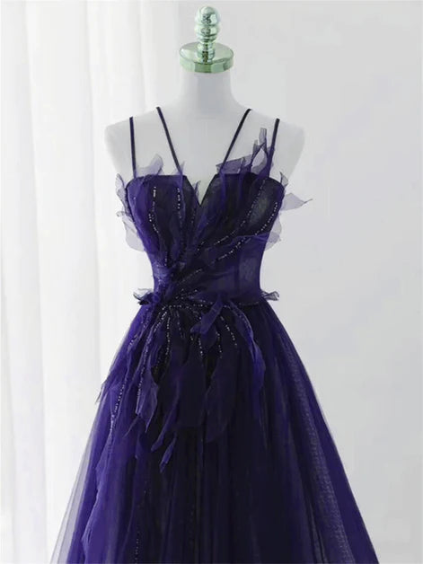 Robe de bal longue élégante en dentelle et en transparent violet, robe de bal longue à bretelles violettes et dos nu