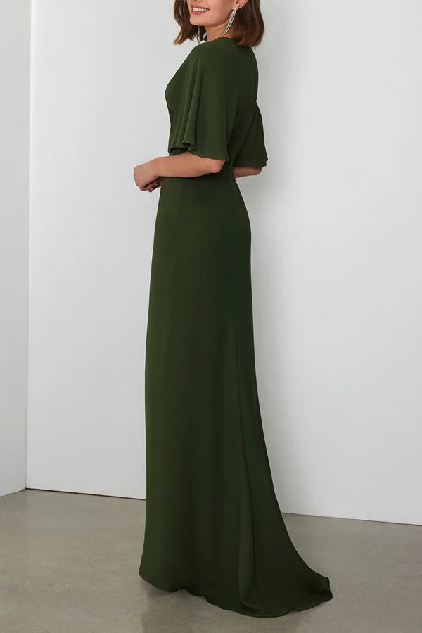 Haut court à col en V avec plis impériaux, robe de mère de la mariée