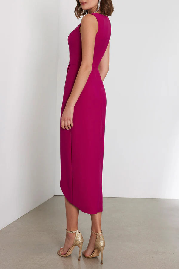 Robe de mère de la mariée chic et moderne, col en V, sans manches, coupe empire plissée