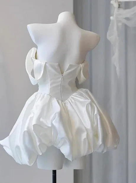 Chic A-Line Strapless Draped-Neck Pearl-Chain Bubble-Hem Mini Homecoming Dress