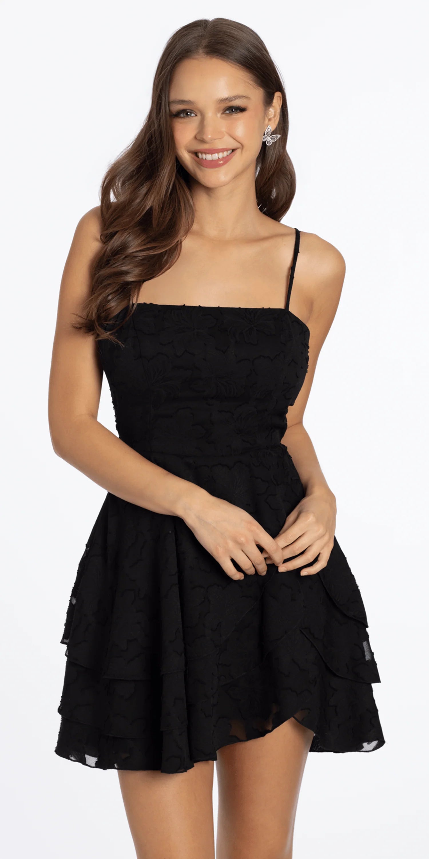 Chic Textured A-line Square Neck Spaghetti Strap Open Back Tiered Mini Homecoming Dresses for Juniors