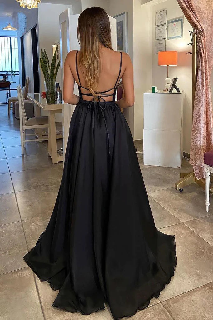 Robe de bal classique en tulle noir à paillettes, décolleté en V et coupe trapèze détachable
