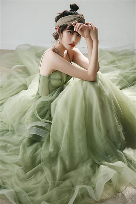 Corset Bodice Tulle Prom Gown with Spaghetti Straps and Ruffled Skirt