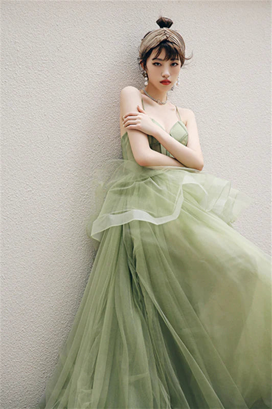 Corset Bodice Tulle Prom Gown with Spaghetti Straps and Ruffled Skirt