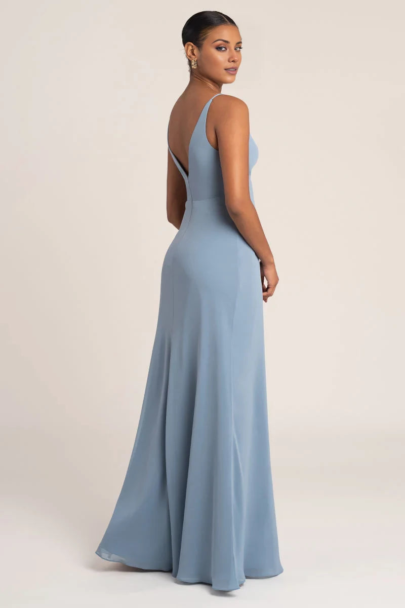 Robe de soirée longue à col en V profond, sans manches, à fines bretelles, dos nu