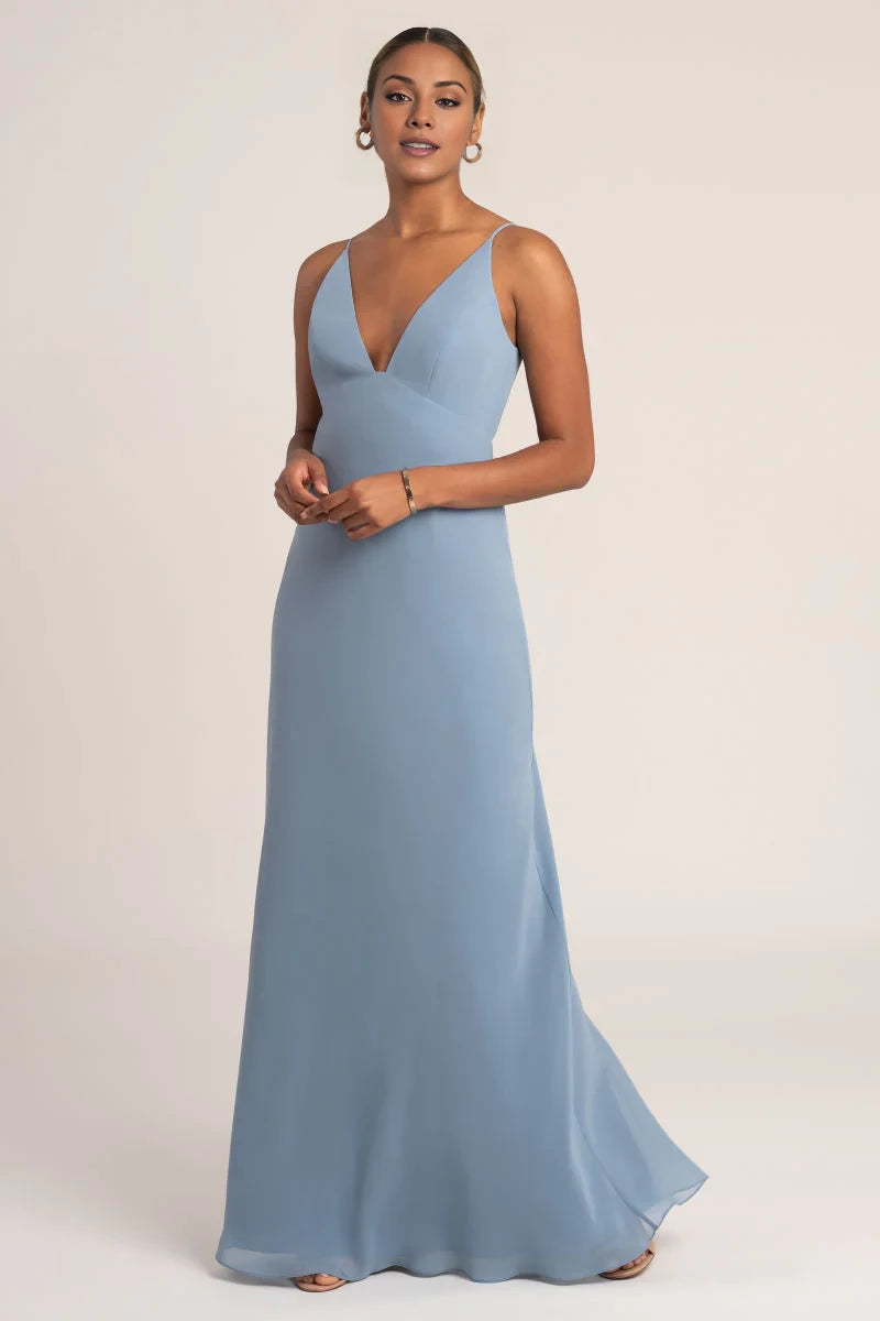 Robe de soirée longue à col en V profond, sans manches, à fines bretelles, dos nu
